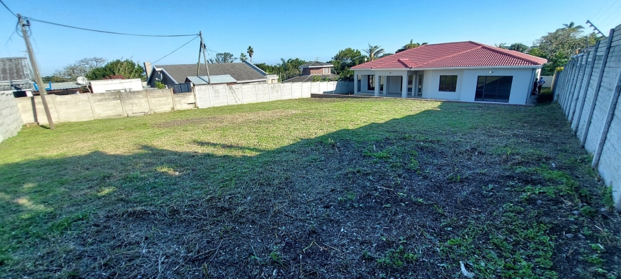 4 Bedroom Property for Sale in Sunrise On Sea Eastern Cape